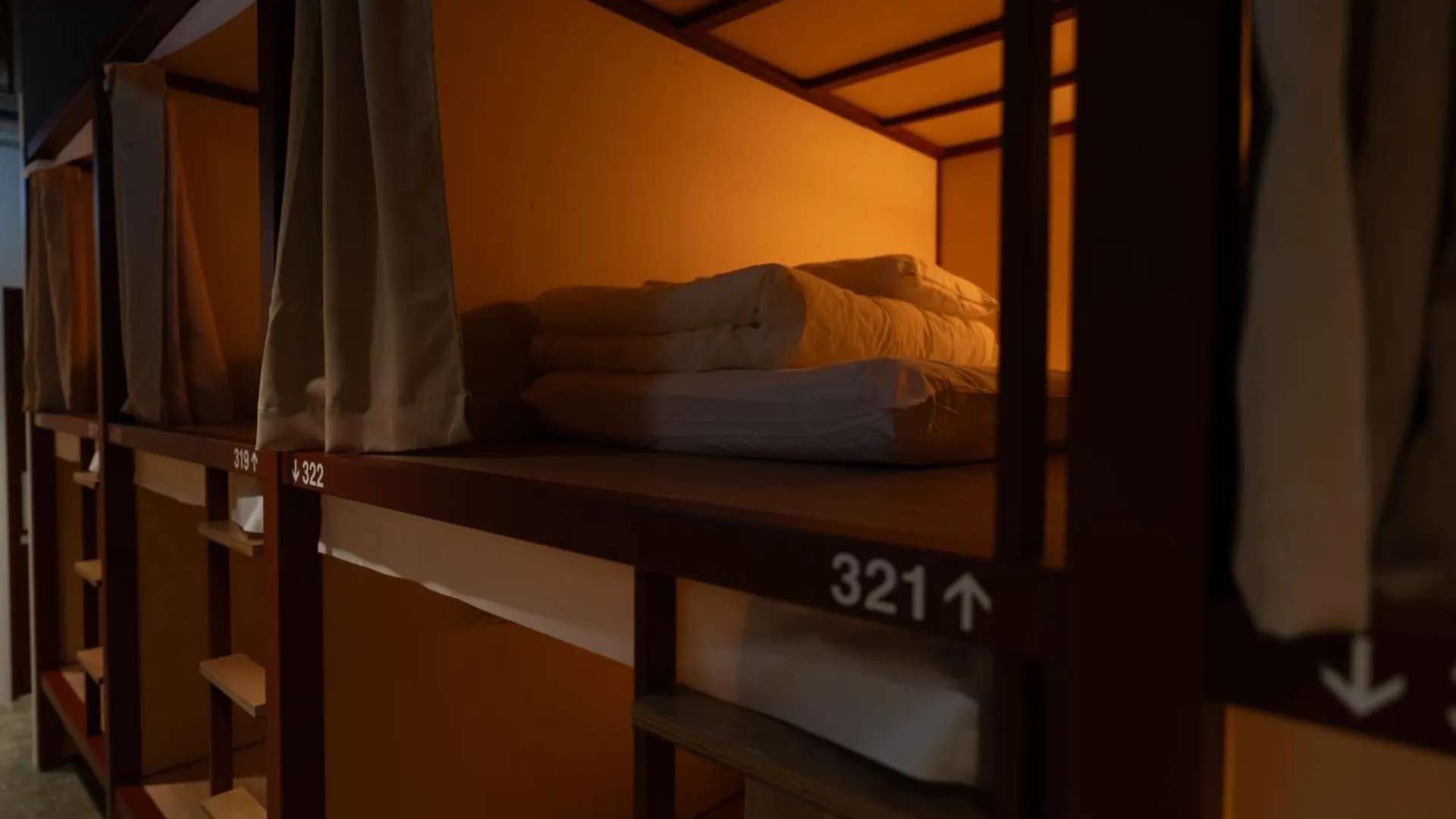 Helio Hostel 札幌市 0*,